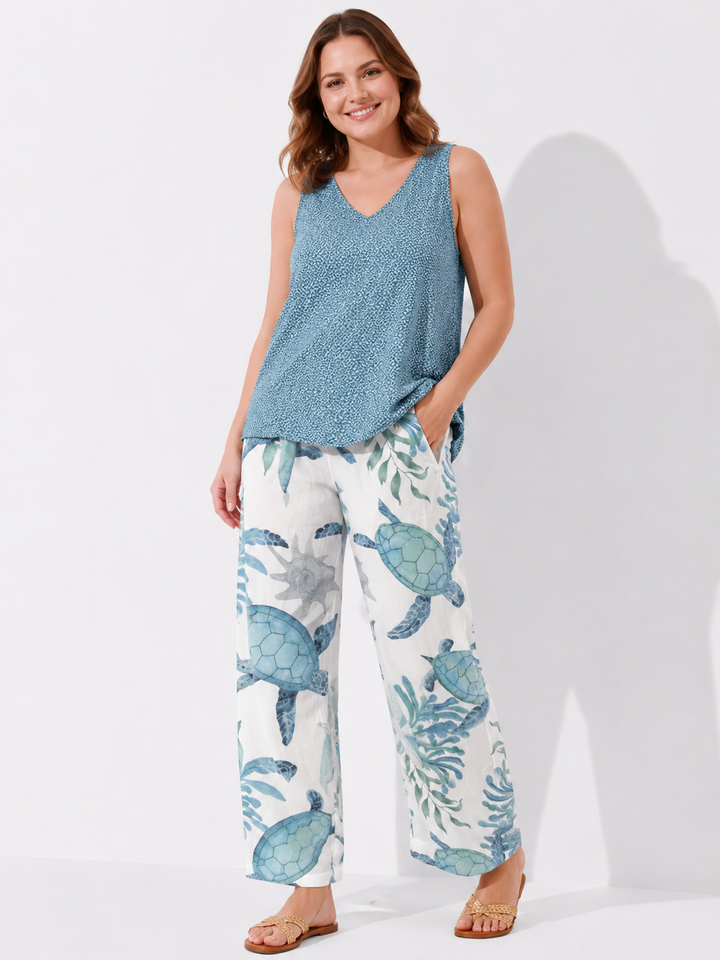 Stilvolle blaue Damen Cargo Hose mit praktischen Seitentaschen, ideal für Freizeit & Alltag. Bequem & modisch.