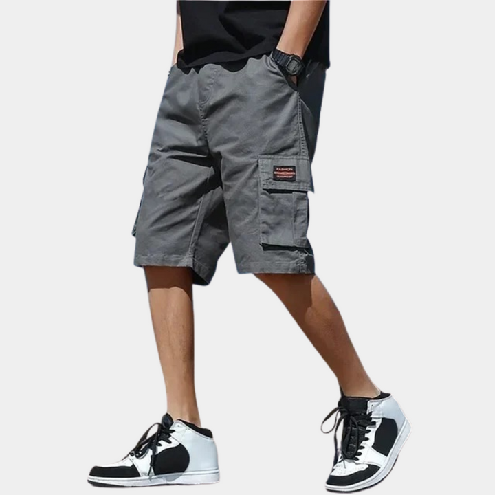 Herren Cargo Shorts im Regular Fit für Komfort und Stil; perfekte Freizeit-Kurzhose.