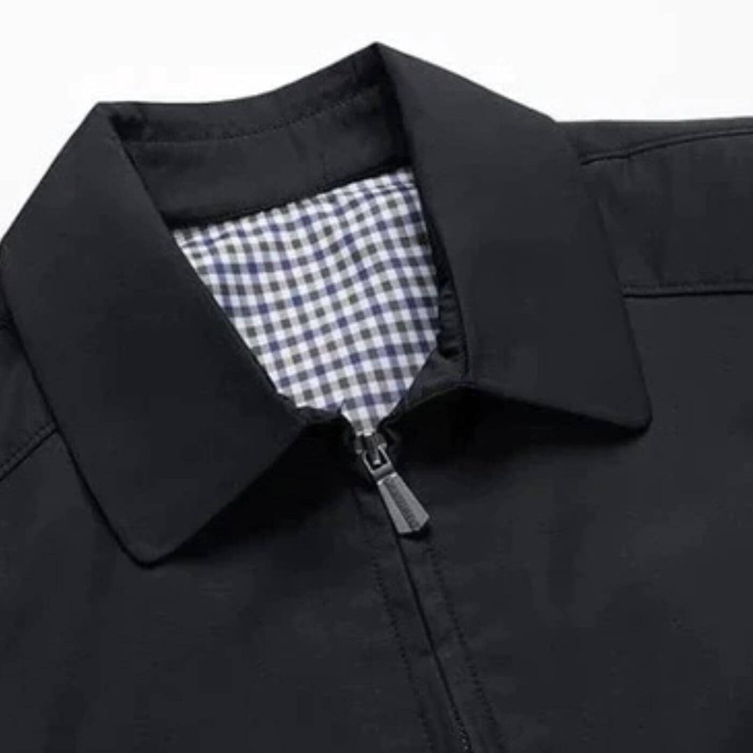 Trendige Herren Übergangsjacke, Slim Fit, mit kariertem Innenfutter. Vielseitige Freizeitjacke für Herbst.