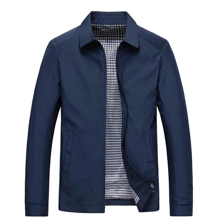 Moderne Herren Freizeitjacke im Slim Fit Design, gefüttert und langarm. Perfekt für urbane Casual-Looks.