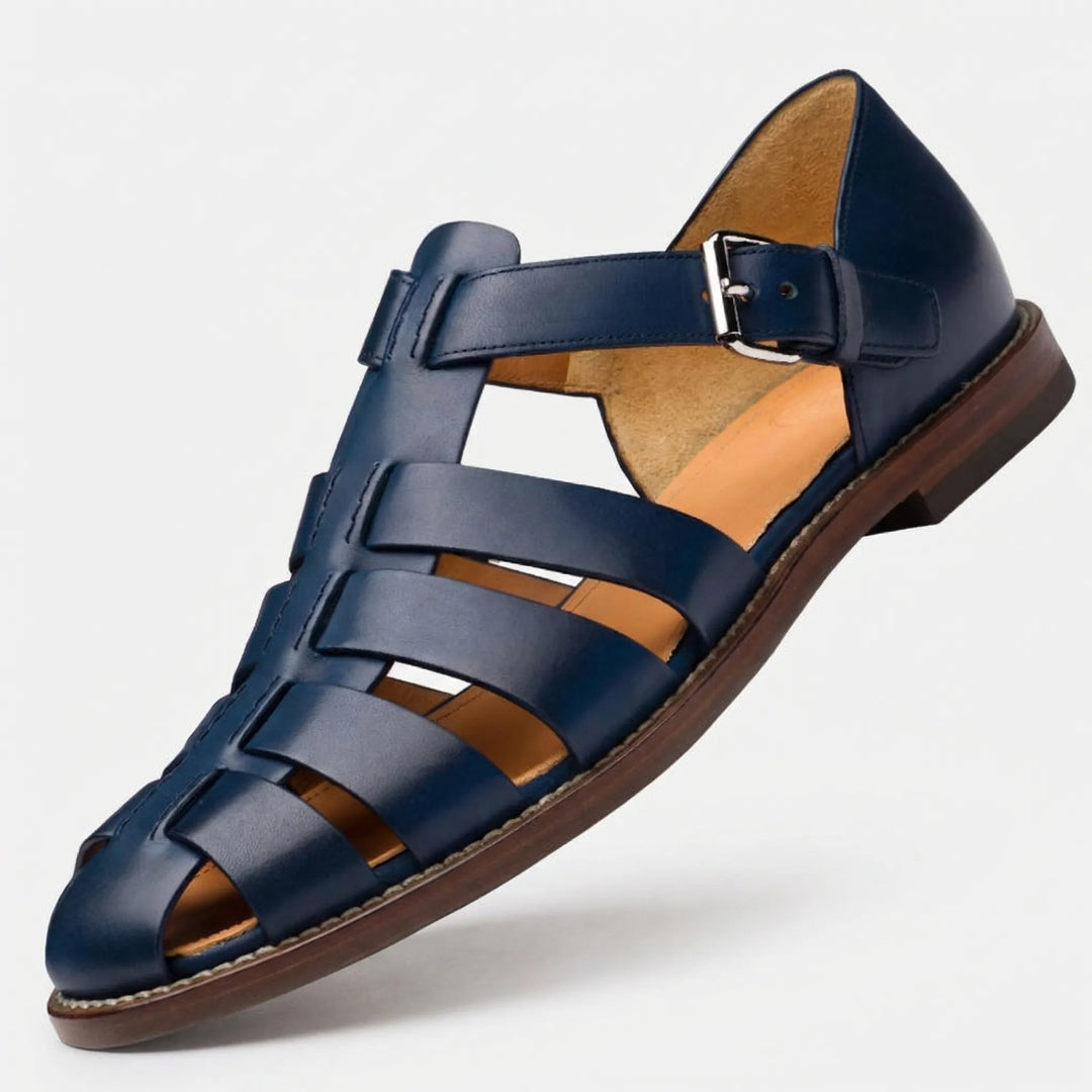 Hochwertige Herren-Freizeitsandalen in Schwarz, Gladiatoren-Look mit solider Verarbeitung.