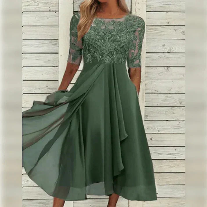Schickes A-Linien Damen Midi-Kleid in kräftigem Lila, elegant & bequem, ideal für Abendveranstaltungen.