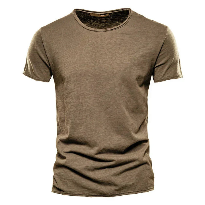 Ultrabequemes Herren Kurzarm T-Shirt, Slim Fit, atmungsaktiv für heiße Sommertage.