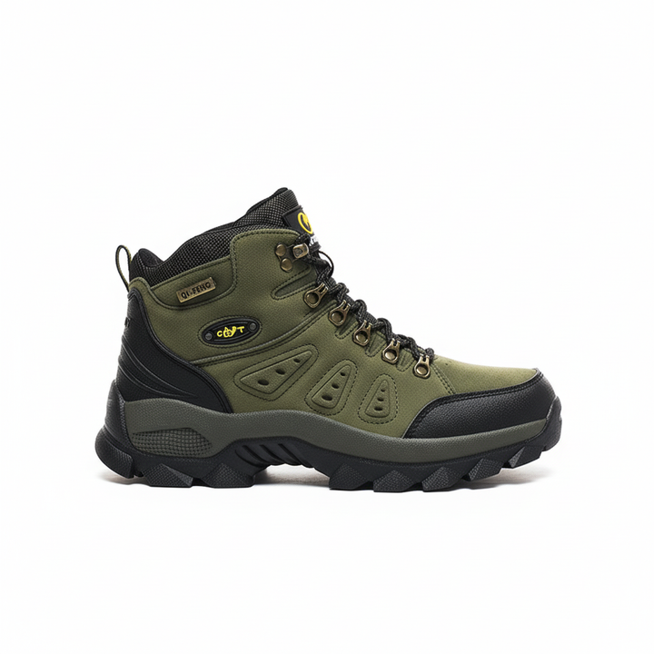 Braune Herren Wanderstiefel, mit atmungsaktivem Design, fester Knöchelstütze und starkem Grip.