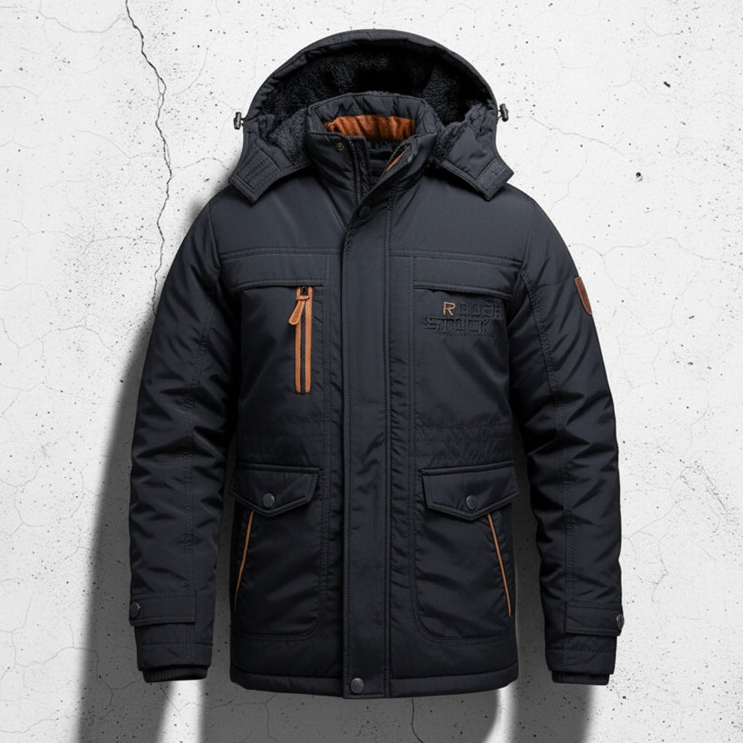 Frau trägt warme Damen Winterjacke, schützend bei Schnee, perfekt für Freizeit & Outdoor-Spaziergänge.