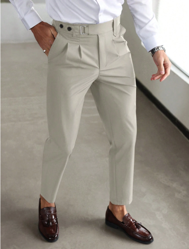 Herren Slim Fit Businesshose in elegantem Design für Büro & Alltag. Moderne Passform.