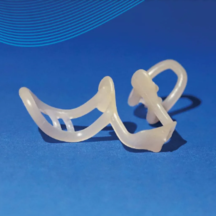 Weicher Silikon AirEase Schnarchstopper als effektive Schlafhilfe für bessere Schlafqualität.