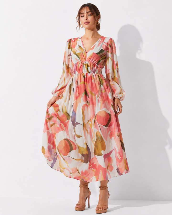 Elegantes rosafarbenes Damen Blumenkleid, Maxikleid für Frühling & Sommer. Zeitloses Design, perfekt für festliche Anlässe.