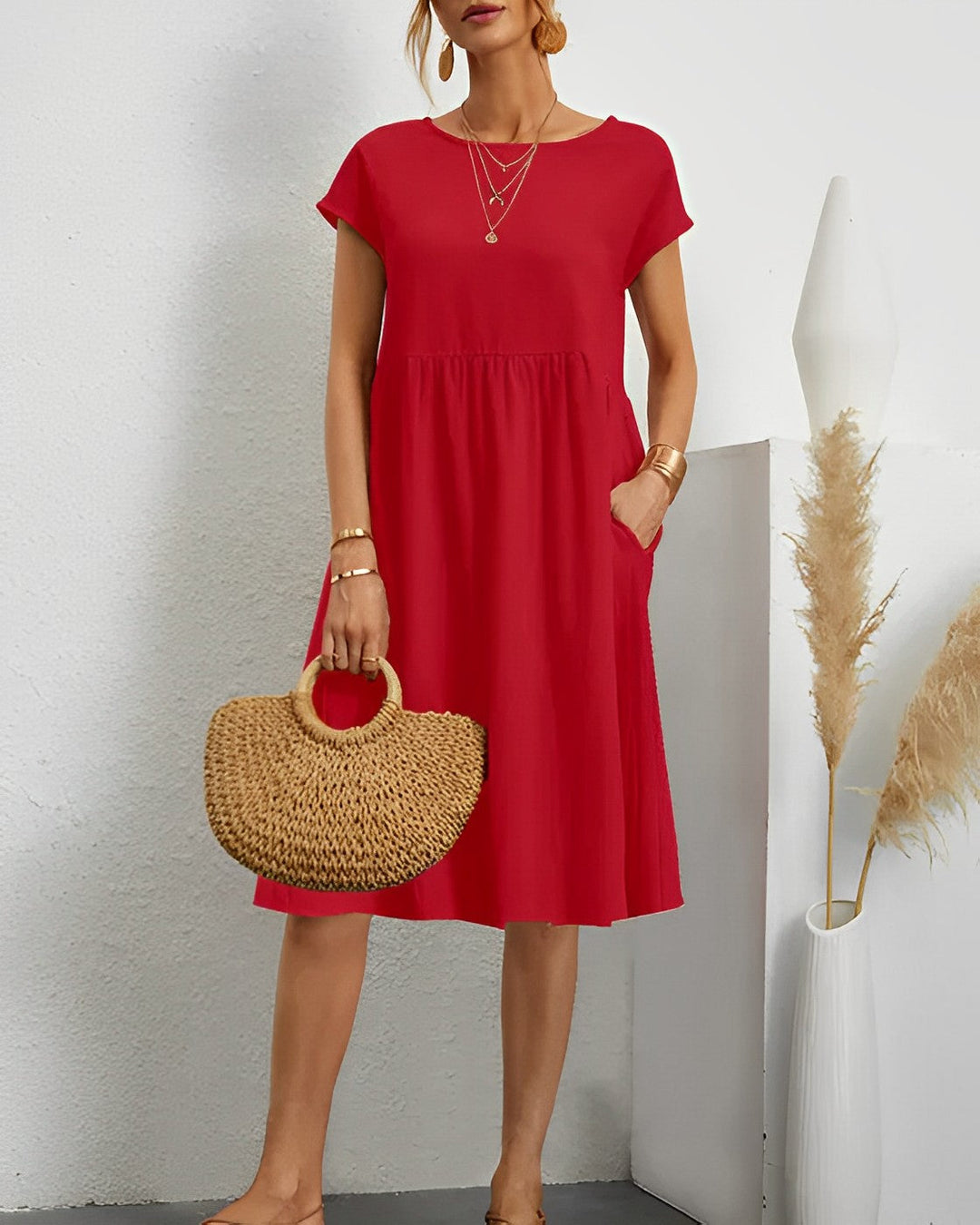 Modisches Sommerkleid für Damen, perfekt für Frühling & Sommer, luftig und elegant.