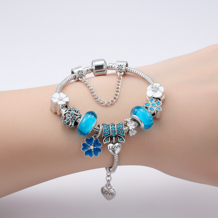 Blühendes Damen-Charm-Armband aus Sterlingsilber, modischer Armschmuck für elegante Looks.