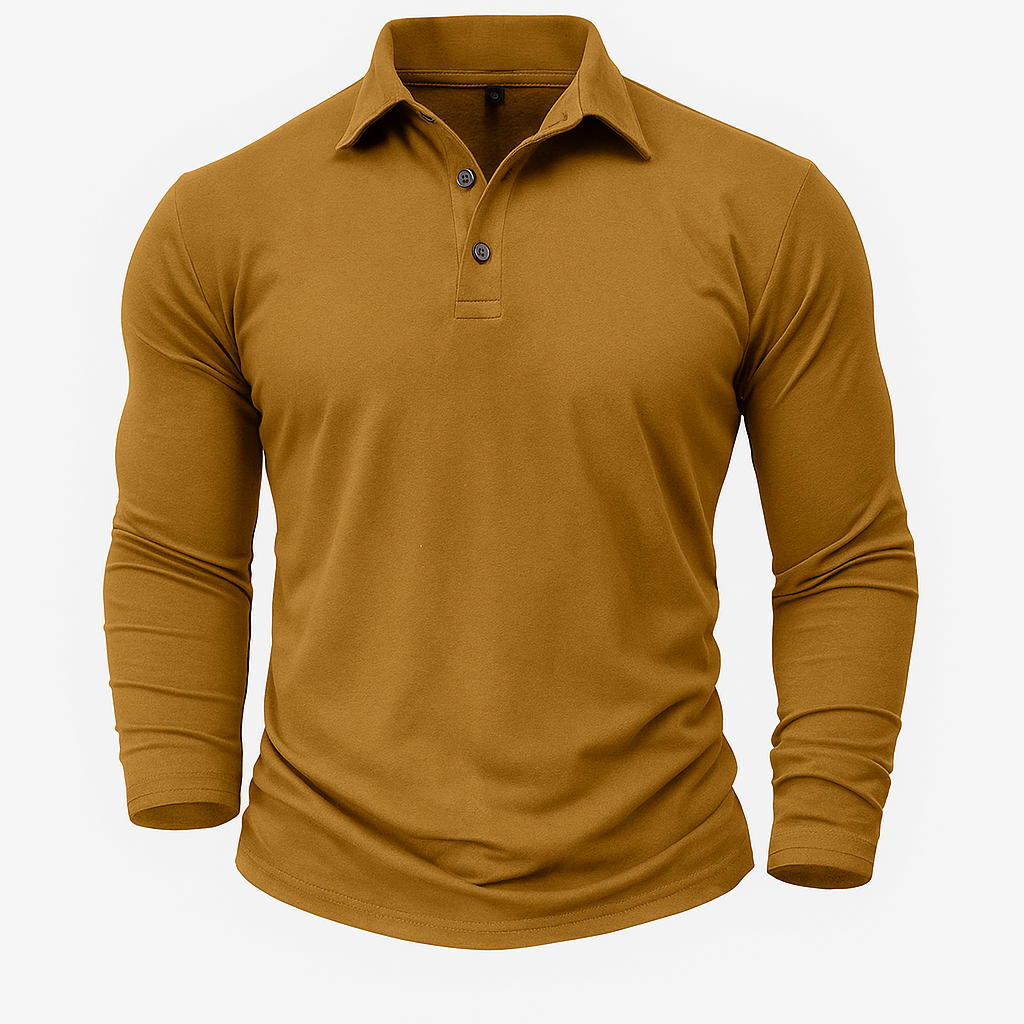 Mann entspannt in einem bequemen, vielseitigen Langarm-Poloshirt. Klassisches Pullover-Top für Freizeit & Alltag.