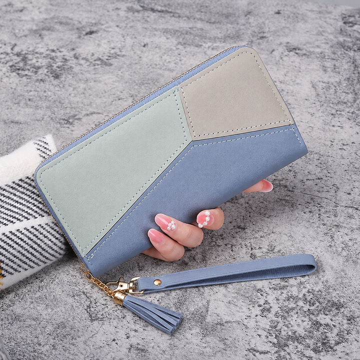 Edles Damen Portemonnaie mit praktischer Handschlaufe, ideal als Geschenkidee. Organisation für unterwegs.