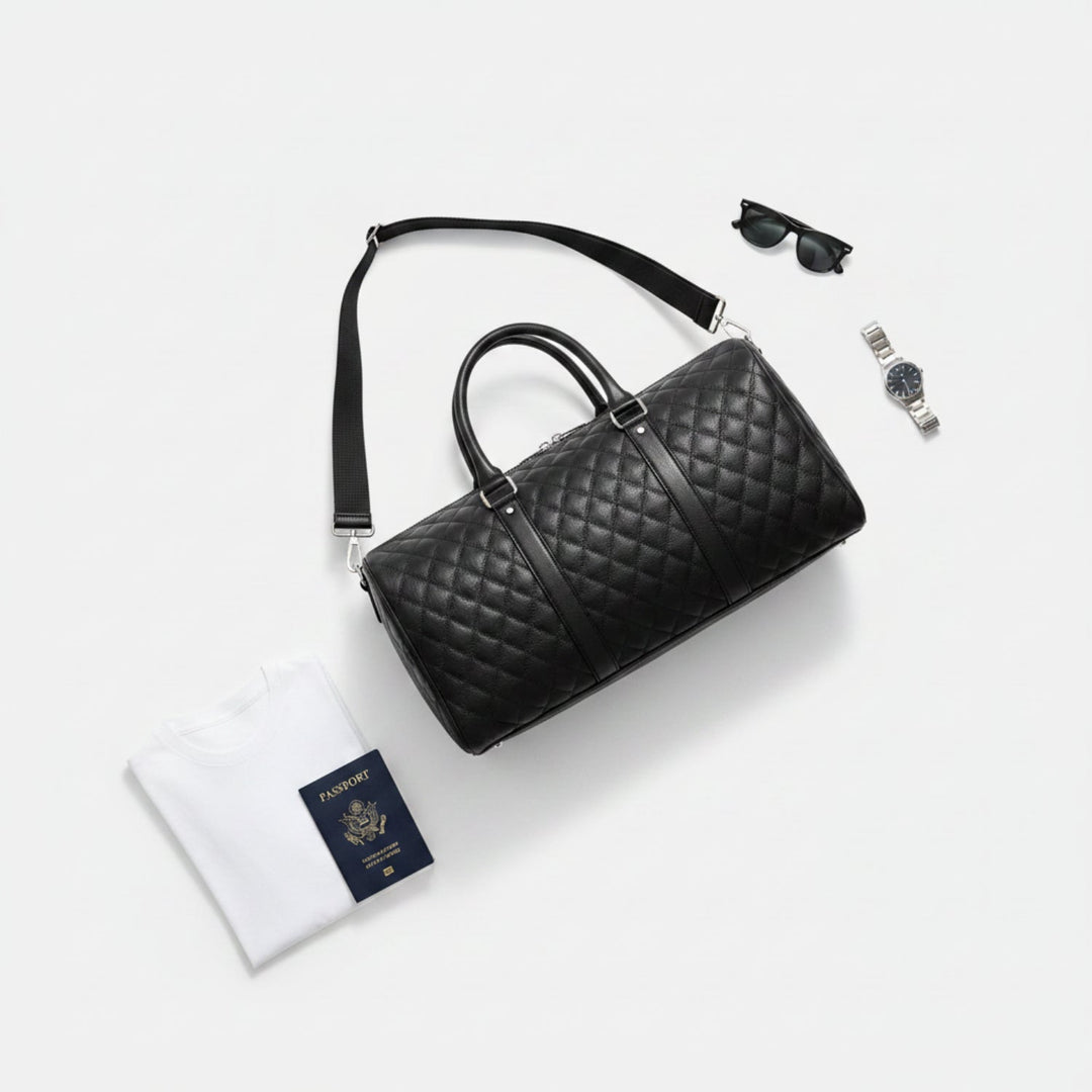 Stilvolle Herren-Duffelbag aus Leder, ideal für Wochenendtrips, Sport oder als Handgepäck.