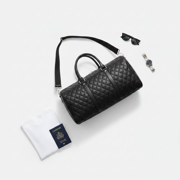 Stilvolle Herren-Duffelbag aus Leder, ideal für Wochenendtrips, Sport oder als Handgepäck.