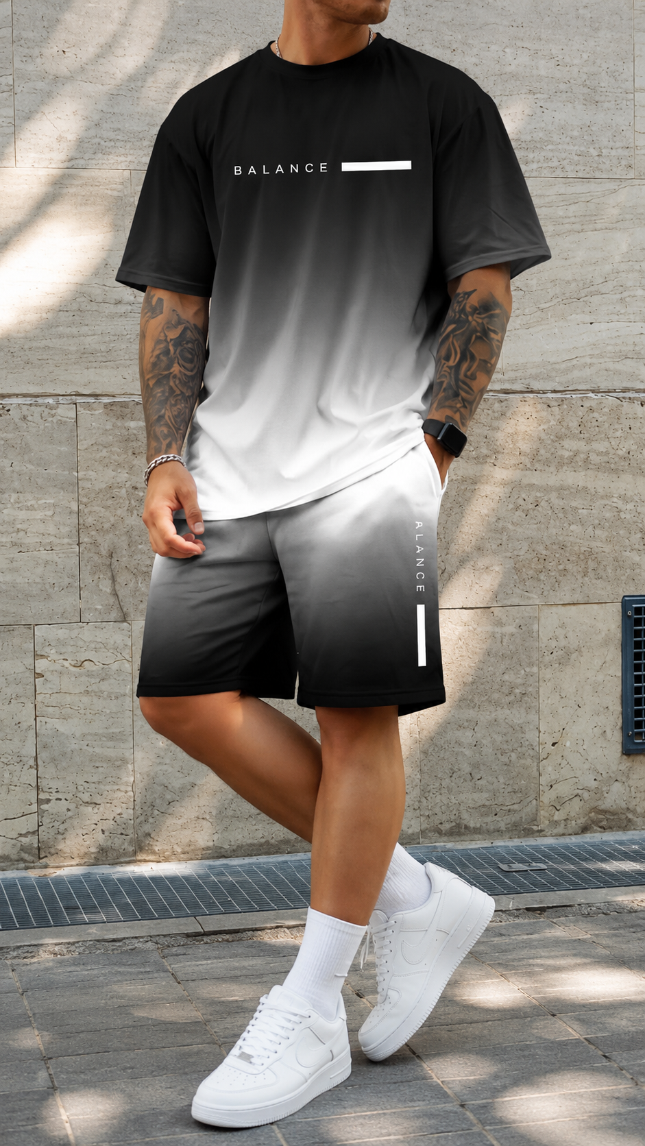 Herren Sommerset: T-Shirt & kurze Hose mit Farbverlauf. Modern, atmungsaktiv & bequem für Freizeit.
