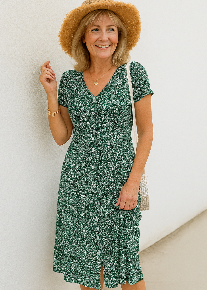 Elegantes, luftiges blaues Sommerkleid für Damen mit V-Ausschnitt und Knopfleiste, perfekt für den Sommer.