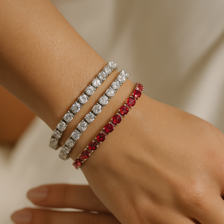 Stilvolles Zirkonia Tennisarmband, unisex, für einen Hauch von Glamour. Hochwertiges Accessoire.