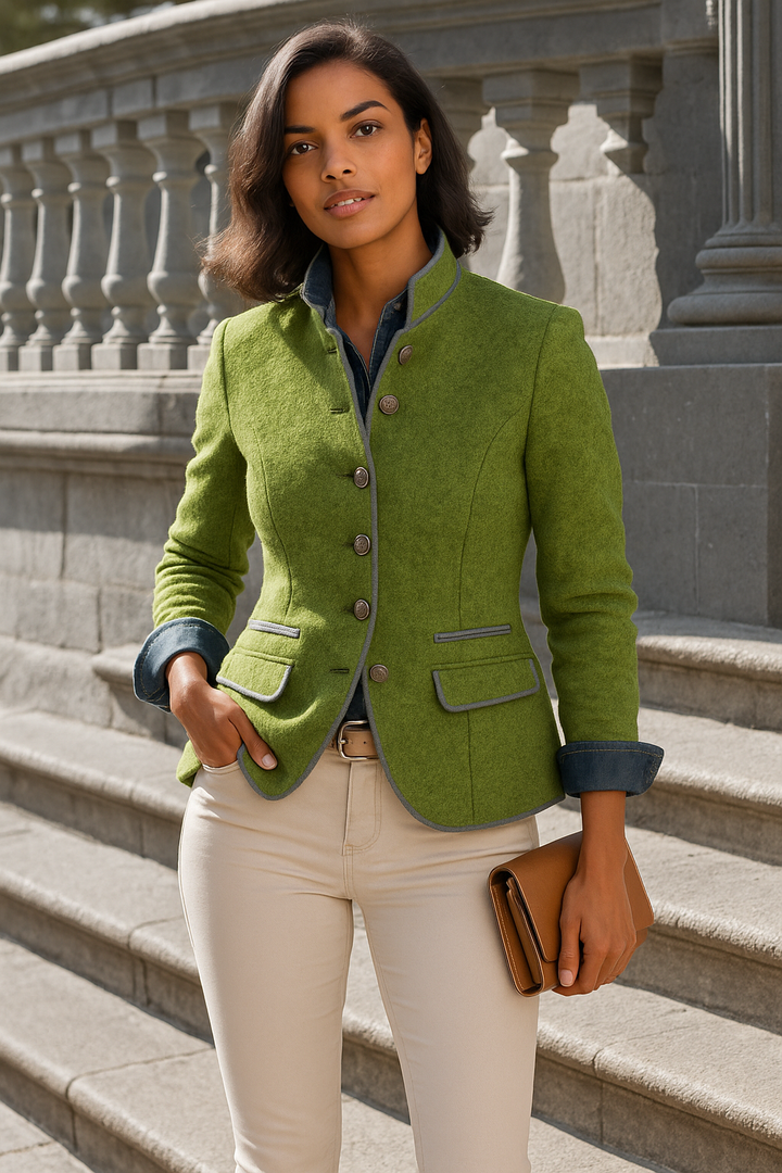 Vielseitiger Damen Cardigan mit Stehkragen, ganzjährig tragbar. Modische Strickjacke für jede Saison.