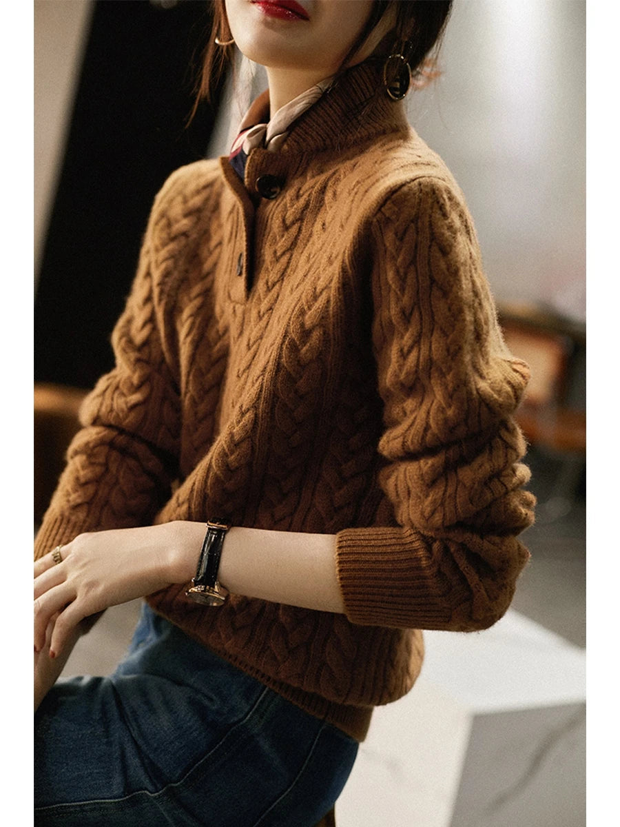 Klassischer grauer Damen Rollkragenpullover mit Zopfstrickmuster für Freizeit & Büro.