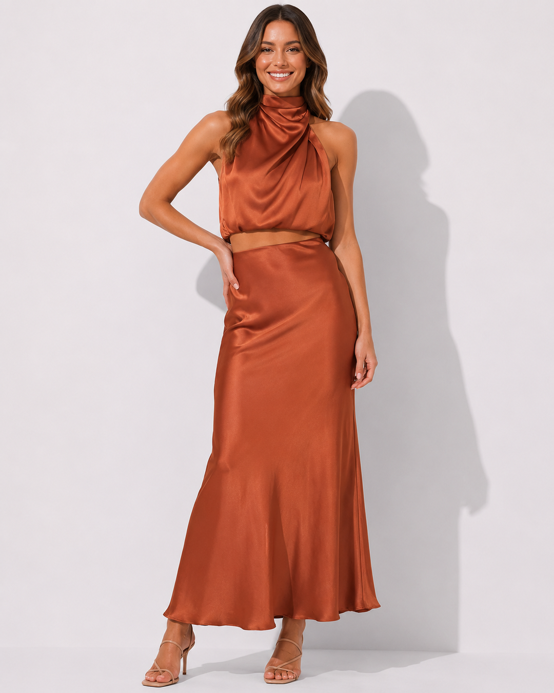 Wunderschönes Damen Maxikleid Set: Zweiteiler mit langem Rock & Oberteil, perfekte Abendkleidung.