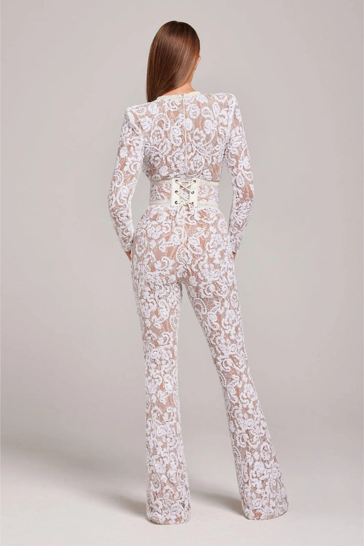 Zeitloser Damen Bodysuit, figurbetont, elegant und komfortabel. Vielseitige Mode für moderne Damen.