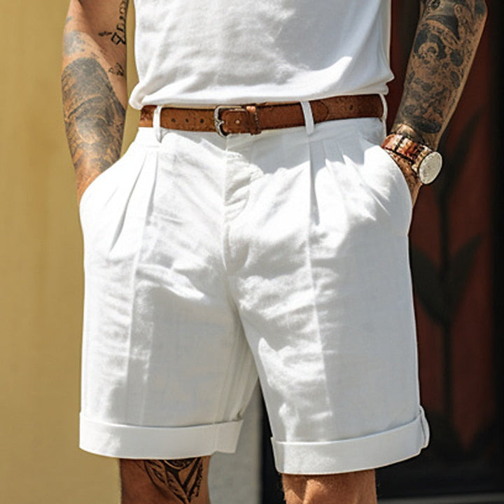 Bequeme Erick Bundfalten-Herrenshorts für lässige Sommer-Looks. Atmungsaktiv & vielseitig kombinierbar.