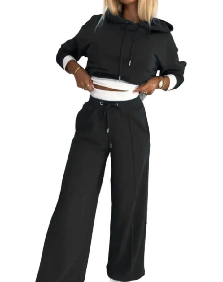 Bequemer Damen Hoodie Jogginganzug, Zweiteiler für Freizeit & Sport. Komfortables Set für Alltagsmode.