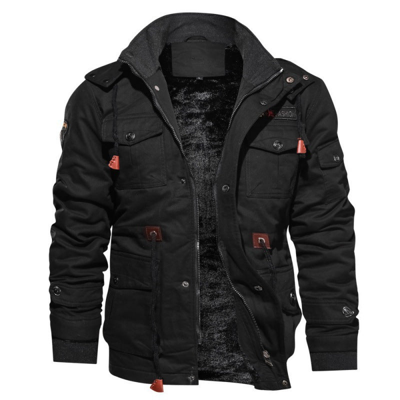 Elegante, gefütterte Herren Winterjacke in Schwarz, Slim Fit, für stilvollen Kälteschutz im Winter.