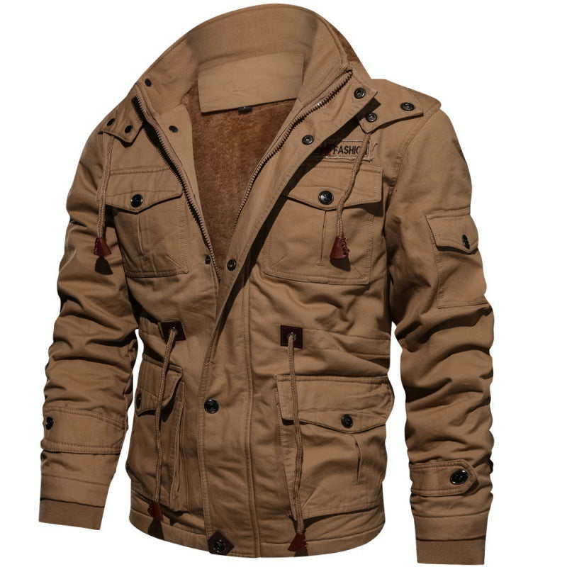 Stilvolle Herren Winterjacke, gefüttert & warm, mit modernem Slim Fit Schnitt, perfekt für kalte Wintertage.