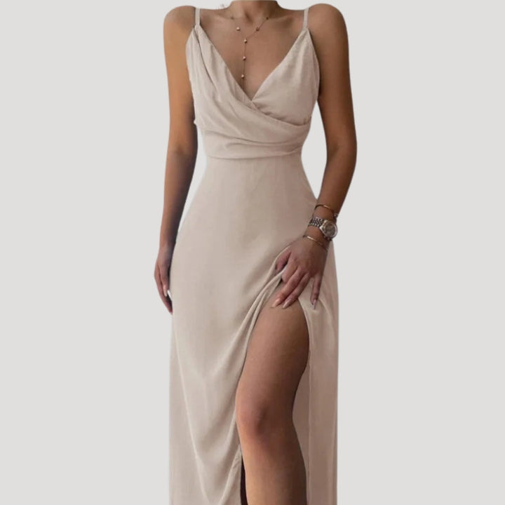 Fließendes Wickelkleid für Damen. Langes Abendkleid mit elegantem Schlitz, ideal für Sommer & festliche Events.