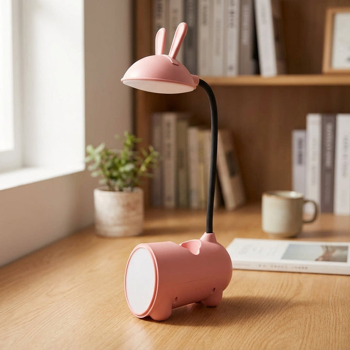 Niedliche LED-Schreibtischlampe Bunniva mit flexiblem Hals und praktischem Stifthalter für Kinder und Studium.