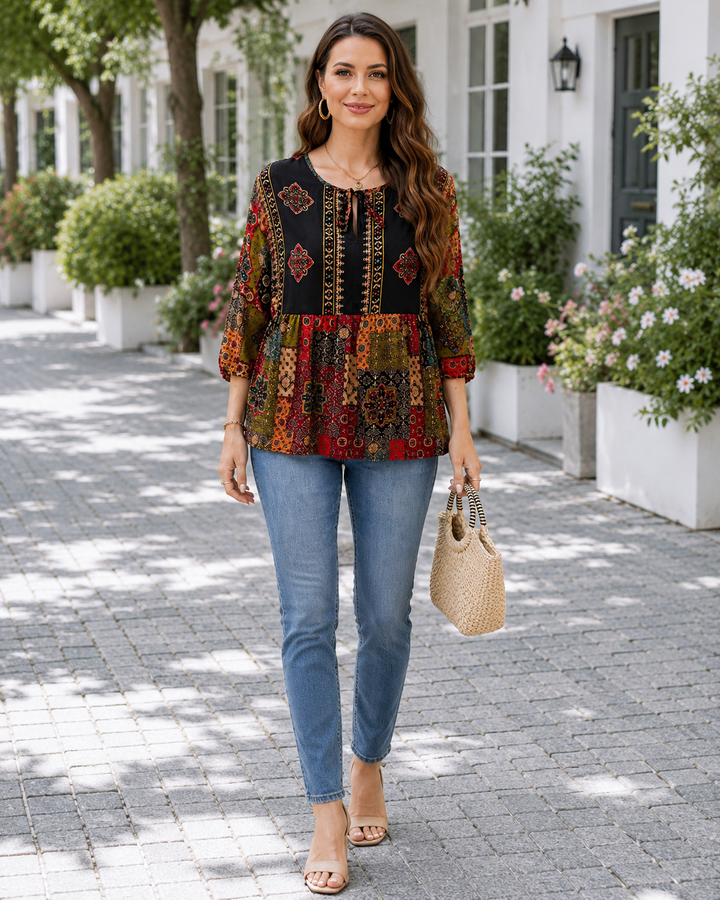 Elegantes Damen Dreiviertelshirt mit Rundhals und stilvollem Druckmuster. Ein Muss für komfortable Damenmode.
