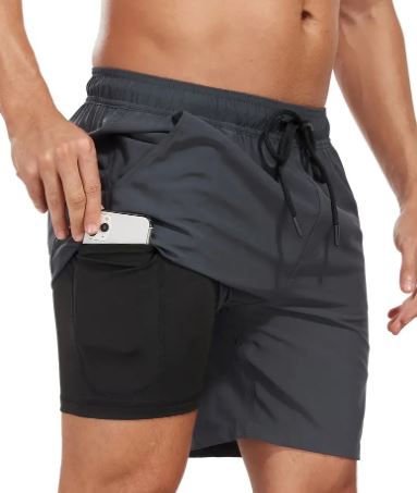 Vielseitige Herren Freizeitshorts Jonas für Strand, Pool und Freizeitaktivitäten im Sommer.