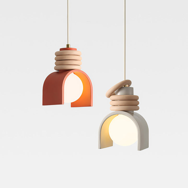 Künstlerische Deckenlampe E27, perfekt als moderne Wohnzimmer- oder Esszimmerlampe.