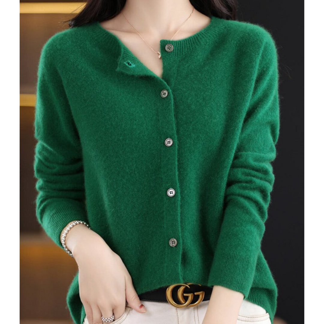 Gemütlicher Damen Strick-Cardigan, langarm, V-Ausschnitt, Knopfleiste, für entspannte Tage.