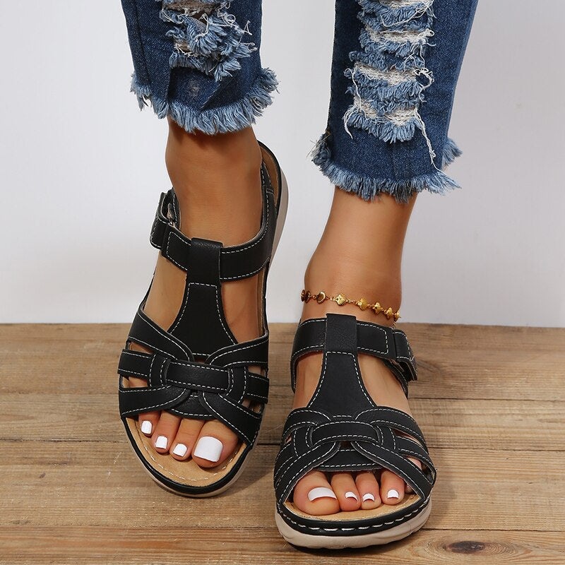 Bequeme Damen Walking Sandalen mit Klettverschluss für angenehme Schritte den ganzen Tag; leichte Sommerschuhe.