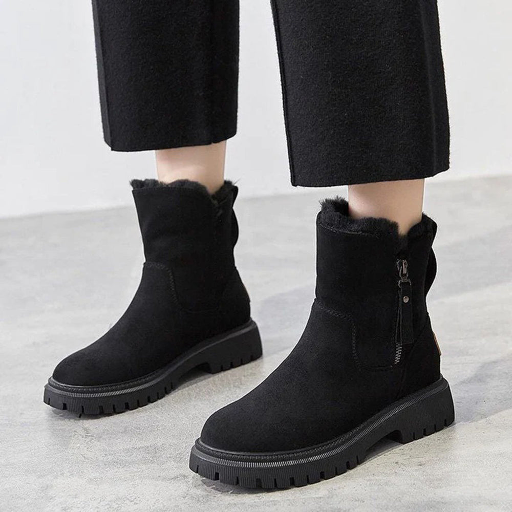 Warme Damen-Stiefel mit weichem Warmfutter. Bequeme Stiefeletten, gefüttert & elegant für Herbst/Winter.