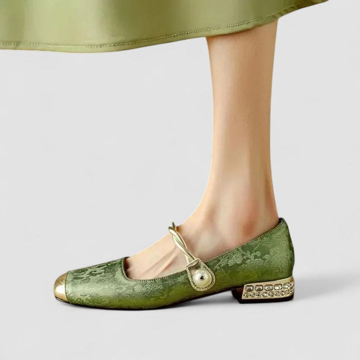 Klassische Frauen Mary Jane Schuhe, ideal als Alltagsschuhe mit bequemer Fußgewölbestütze.