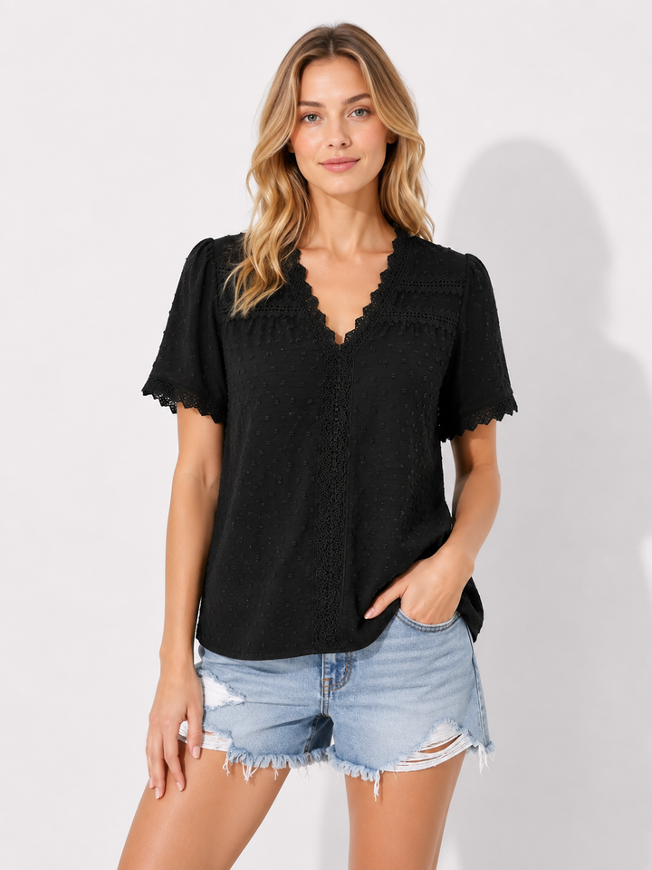 Schmeichelhaftes Damen Plus Size Oberteil für Frauen mit Stil, komfortabel & vielseitig für große Größen.