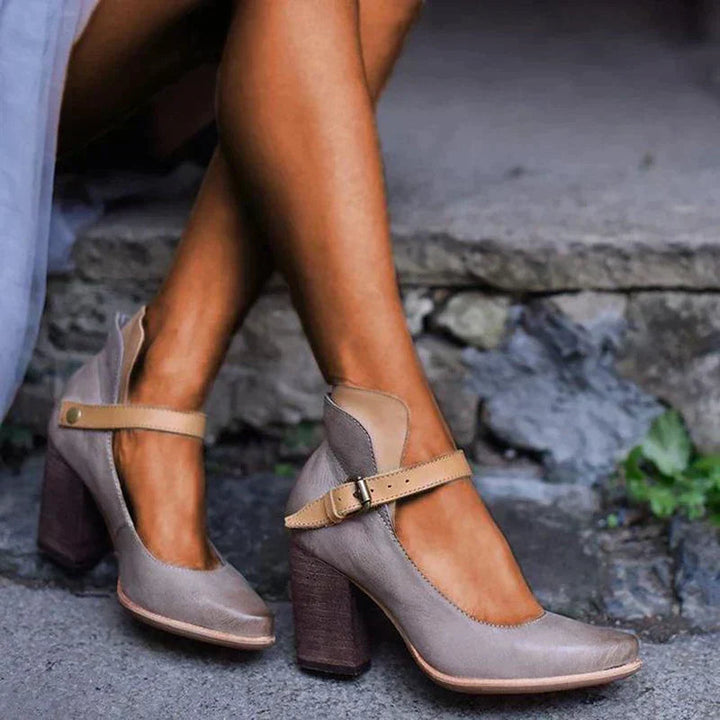 Elegante Damen Sandalen mit hohen Absätzen für Abend & Party. Stylische High Heels mit verstellbaren Riemen.