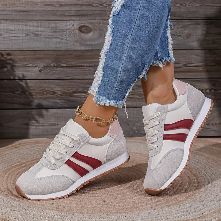 Leichte, atmungsaktive Damen Sneaker für Freizeit und Sport, mit stylischem Design und optimaler Dämpfung.