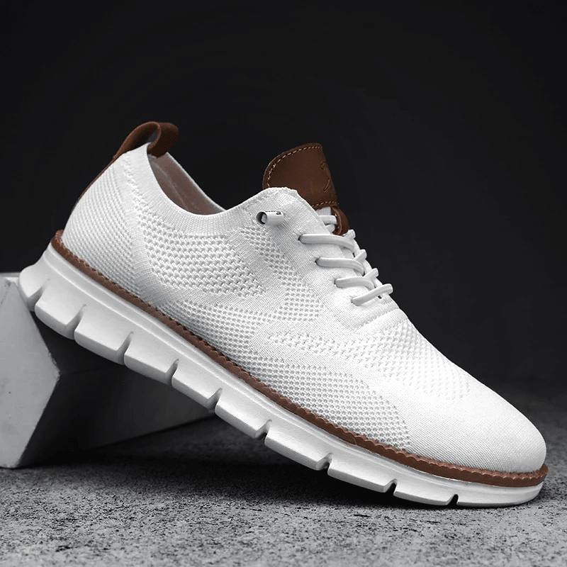 Stylische Herren Sportschuhe in Weiß, leicht & atmungsaktiv. Komfortable Sneaker für Freizeitaktivitäten und Urban.