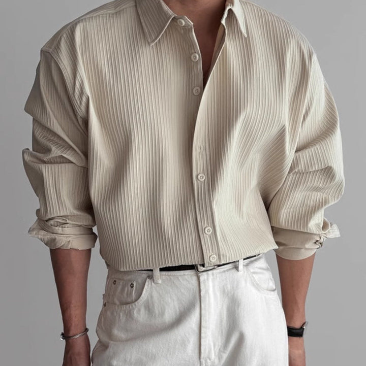 Herren Plissee Hemd, Langarm, minimalistisch & elegant. Vielseitig für Business Casual & Freizeit.