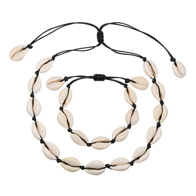Naturmuschel-Halskette und passendes Armband aus handgemachter Seilkette. Verstellbares Unisex Schmuckset.