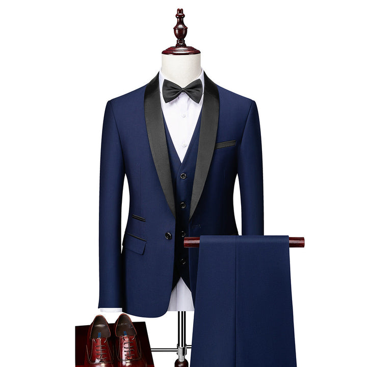 Hochwertiger Herren Slim-Fit Dreiteiler Anzug. Vielseitig für elegante Anlässe, Business & Feierlichkeiten.