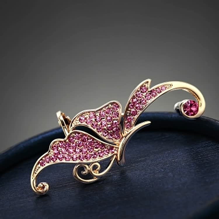 Rosa-weißer Edelmetall Ohrring für Damen. Feminin und elegant, mit leichtem LightEar Design.