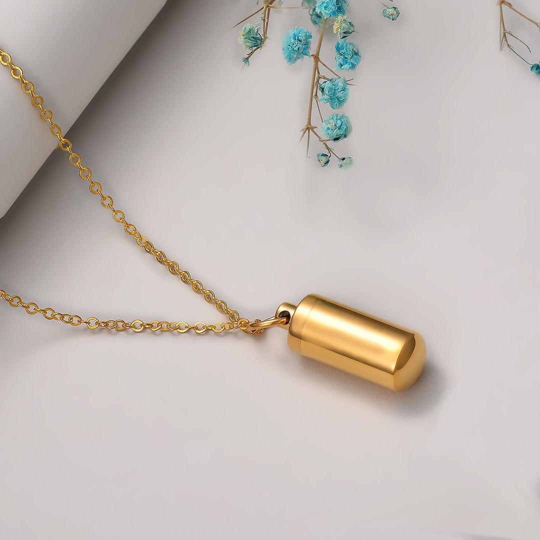 Glänzende AshHeart Damen-Halskette aus Edelstahl, Gedenkschmuck & Urnenanhänger für Asche.