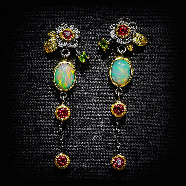 Schimmernde Opal-Ohrringe im Boho-Stil für Damen, perfekt für tägliche Eleganz oder Abend-Outfit.