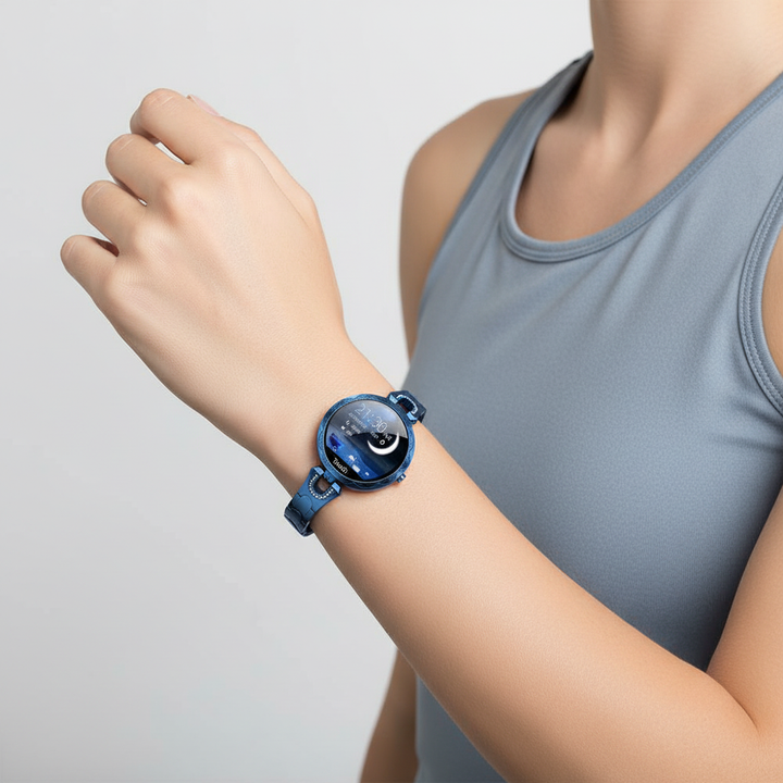 Elegante Damen Smartwatch HydroGlow mit Fitness-Tracker, Herzfrequenz- und Blutdruckmessung.