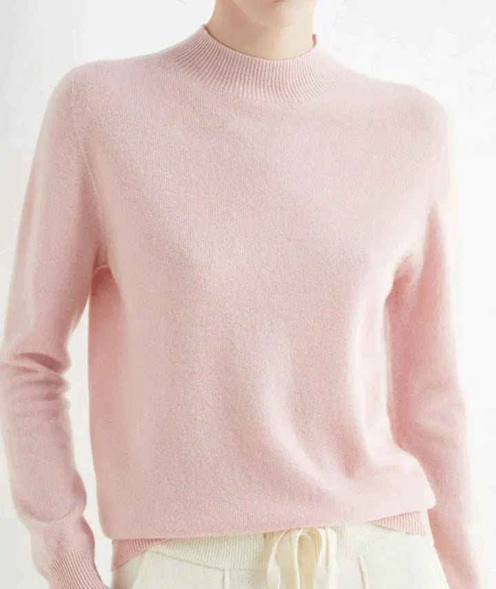 Komfortabler Langarm-Pullover für Damen, schmeichelhaft in Übergrößen verfügbar.